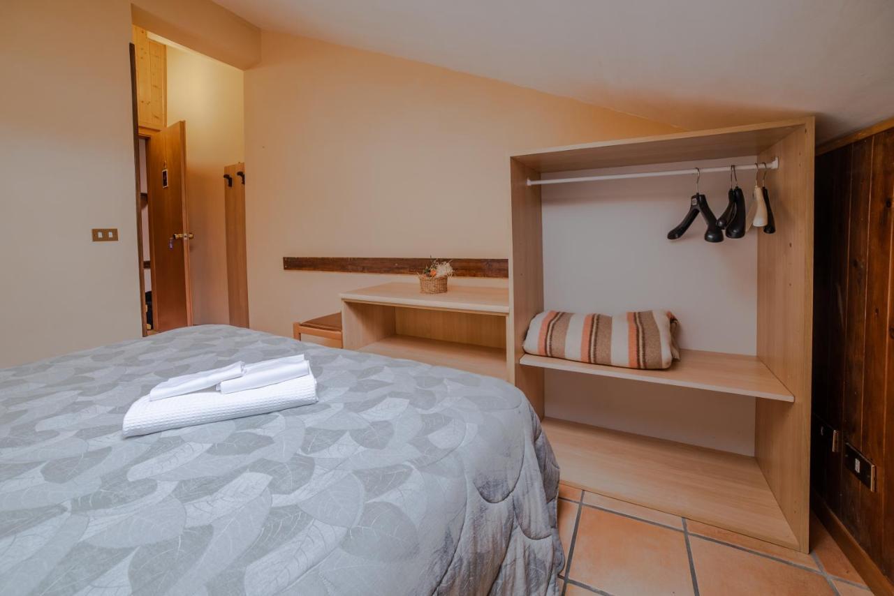 Dimora Fresilia Casa Vacanze Opi Ngoại thất bức ảnh